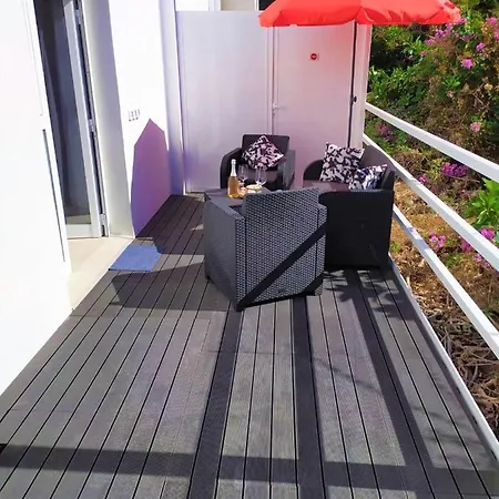 Fantastico-4-top-studio-mit-terrasse-und-balkon-in-zentrum-von-puerto-de-la-cruz-teneriffa