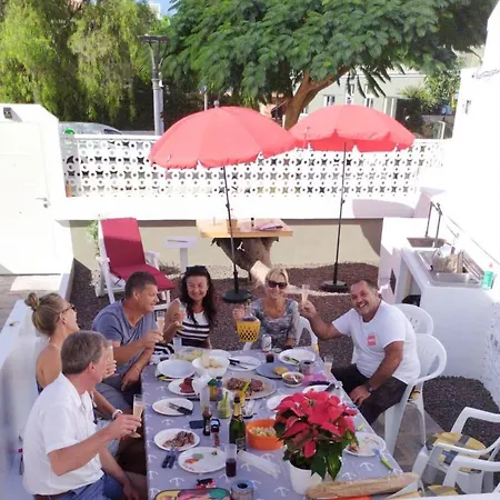 Fantastico-4-top-studio-mit-terrasse-und-balkon-in-zentrum-von-puerto-de-la-cruz-teneriffa